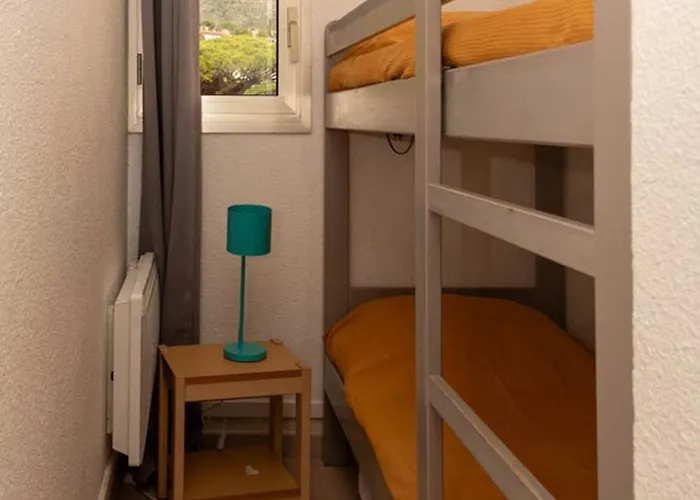 T2 Pour 4 Pers, Acces Plage, Parking - Fr-1-803-98 *